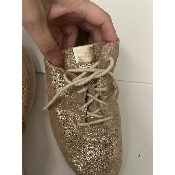 UGG Women’s Gold Metallic Shimmery Tye Stardust Sneakers Shoes 7.5 - Picture 5 of 8